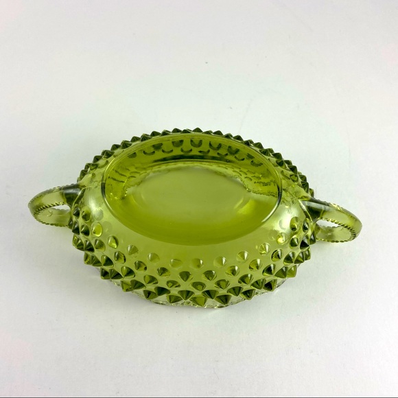 Vintage Fenton Green Hobnail Bowl Scalloped with Handles Nut Dish Trinket Dish - Picture 3 of 6